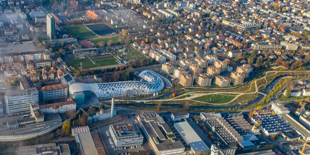 SEO Agentur Biel – Die Stadt Biel von oben.